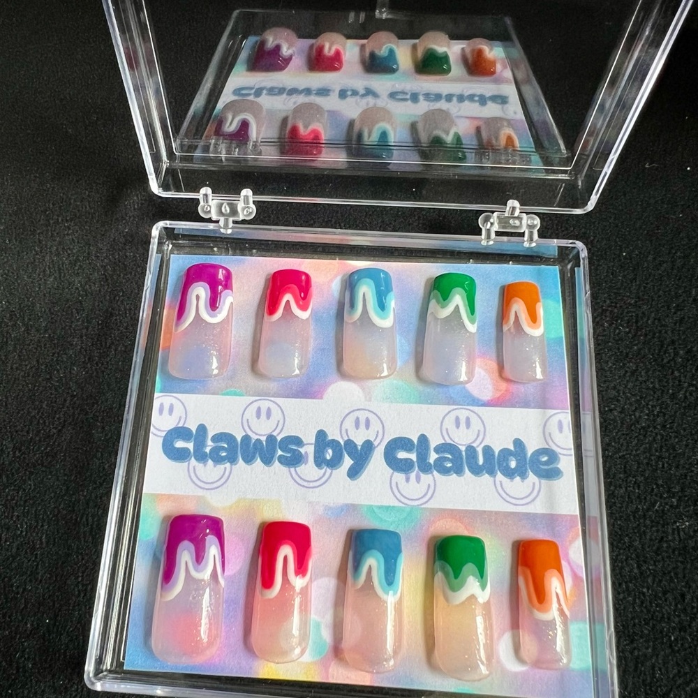 Colorful Press-On Nails Set